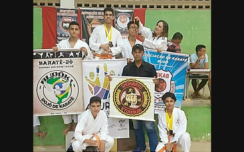 Jovens do curso de karatê da AJURCC participam de campeonato em Cuitegi-PB