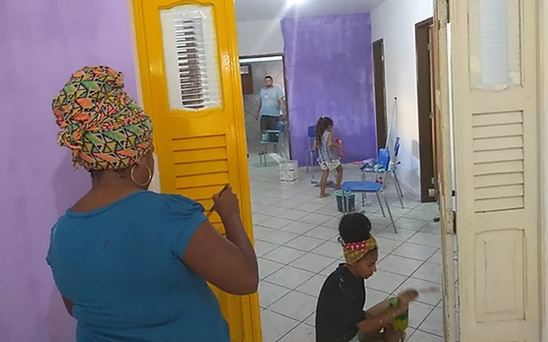 É Realizado o Mutirão de Pintura da Casa de Cultura e Cidadania
